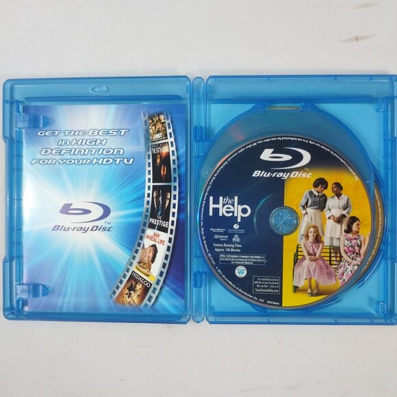 The Help - 2011 - 3 Disc Set - Blu/ray DVD - Rated PG/13 - Used - Picture 4 of 7